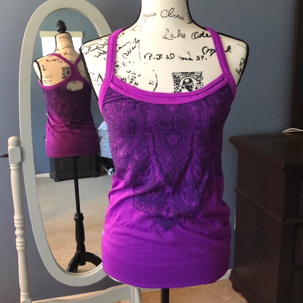 Athleta seamless tank with inner shelf bra M